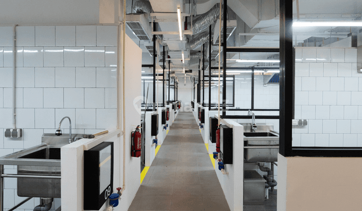 Unit Lantai Dasar di Bellezza Shopping Arcade, Jakarta Selatan 3