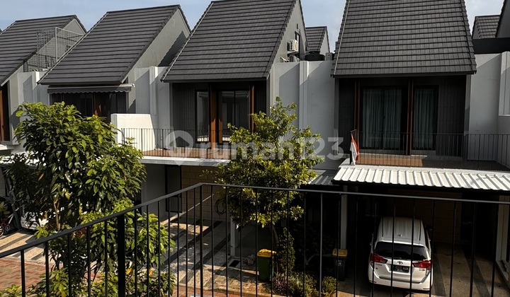 Wisteria House, 2 Floors Semi-Furnished, Safe and Comfortable Wisteria House, 2 Floors Semi-Furnished, Safe and Comfortable