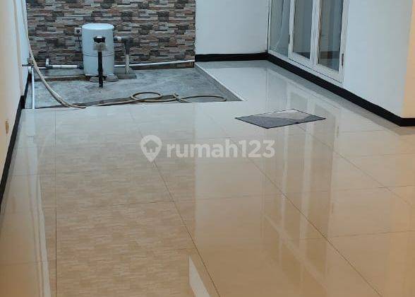 Rumah Bagus, Murah, Full 2 Lantai Dan Bebas Banjir di Taman Alfa Indah 2