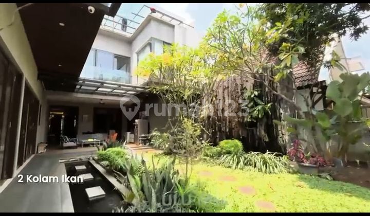 Rumah Mewah Bagus Shm Tenggara 2 Lantai Ada Rooftoop Dan Pool