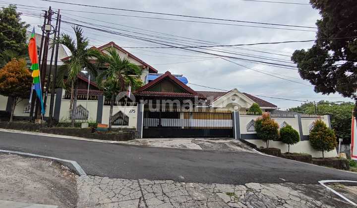 DIJUAL RUMAH PANEMBAHAN SENOPATI  1