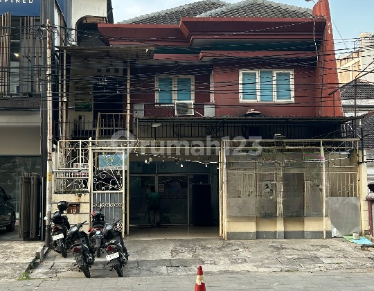 TEMPAT USAHA 2 LANTAI JL. DI PANJAITAN 1