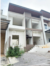 DIJUAL RUMAH IVY PARK, BSB  2