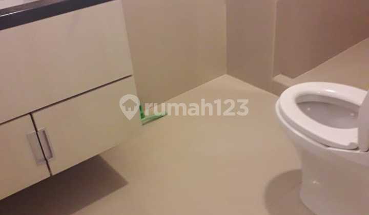 Apartemen Lafayette 2 BR Lantai 8 2