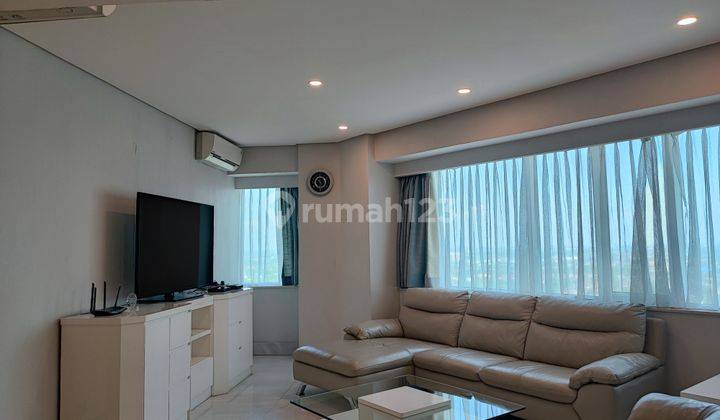 Apartemen 3 Kamar Tidur Furnished Bagus Sekali 2