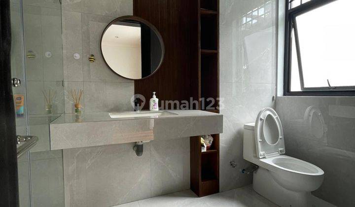 Brand New House, Desain Mewah di Discovery Bintaro Jaya