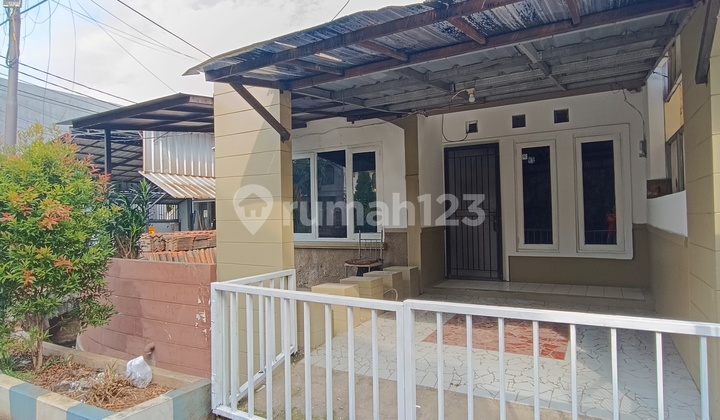 Rumah Hook, One Gate System, Lokasi Strategis dengan Mesjid Dalam Cluster