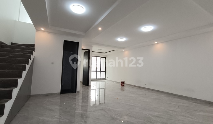 Rumah Baru 2 Lantai Lay Out Bagus di Cluster Puri Bintaro Sektor 9 2