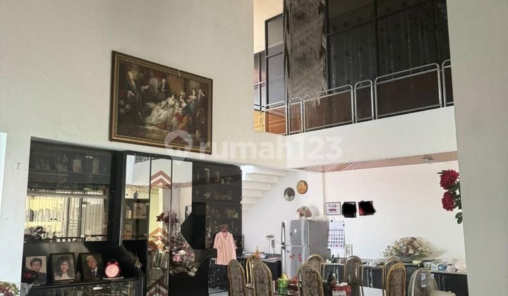 ew Hot Listing!!! For Sale: Business House Suitable for Home Industry & Residence Simultaneously on Jalan Sidodadi 2