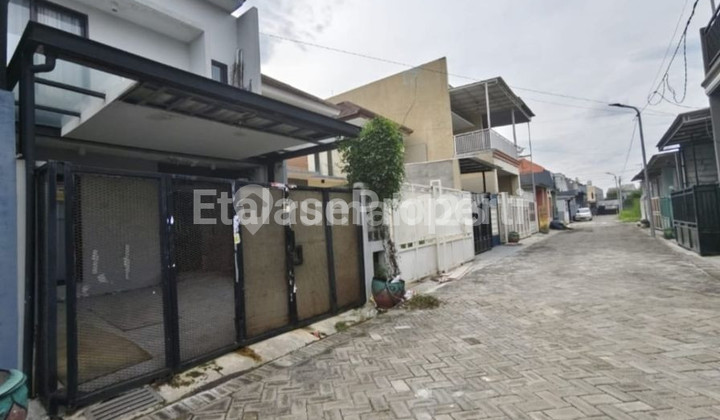 Jual Rumah 2 Lantai Baru Direnovasi - Gunung Anyar Tambak