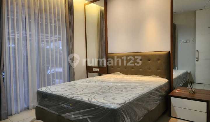 Rumah Full Furnish Cocok Untuk Expath Mewah Estetik Crystal Golf Citraland 2