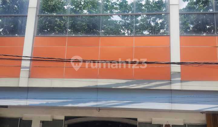 Raya Dupak Ruko 3 Lantai Strategis Siap Pakai