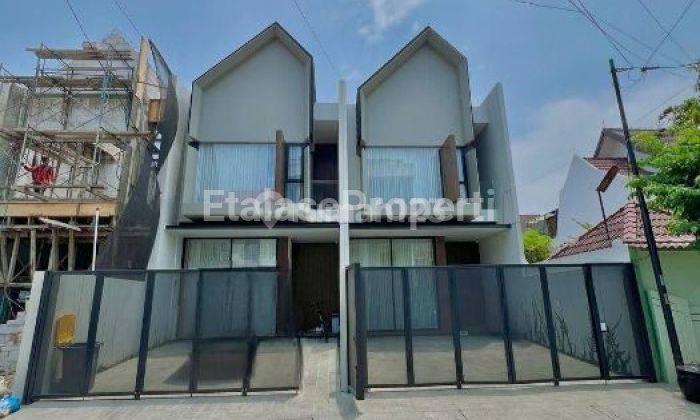 New Furnished Rumah Modern Di Mojoklanggru, Dharmahusada 1