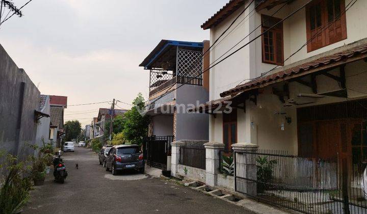 Rumah 2 Lantai Jual Cepat Dlm Komplek Besar Dekat Ke Tol Jatibening Bekasi  2