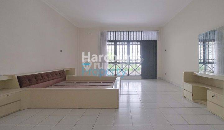 Dijual Rumah Lokasi Sangat Strategis Terawat Area Permata Hijau Nih Bosque  2