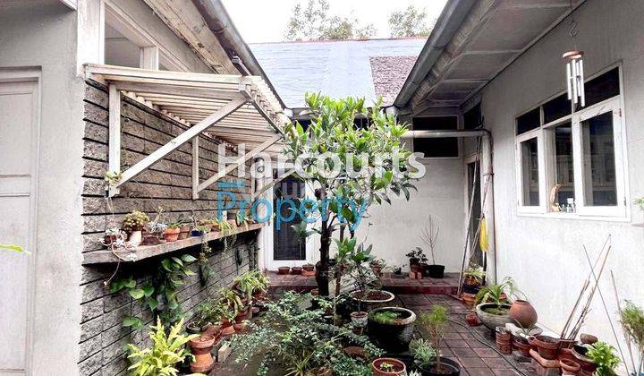 Dijual Rumah Lama Lokasi Pinggir Jalan Area Kebayoran Baru Nih Boss !!  2