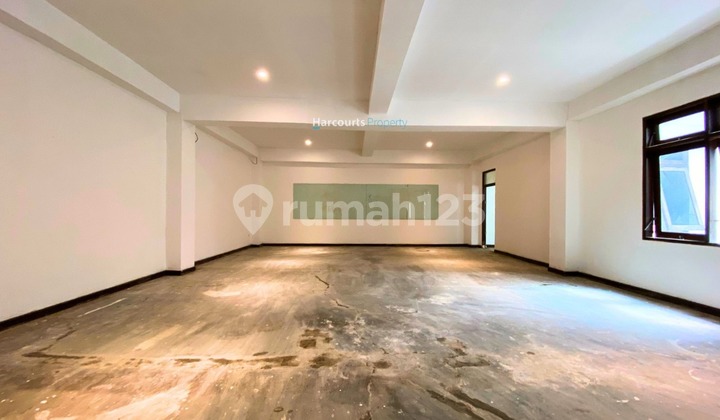 FOR SALE READY-TO-USE / RENOVATION OFFICE BUILDING MENTENG-CENTRAL JAKARTA PREMIUM LOCATION, RARE COMMERCIAL ZONE BOSSQUE !! 2