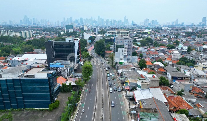 Disewa Tanah Kosong Strategis Pinggir Jalan Area Warung Buncit