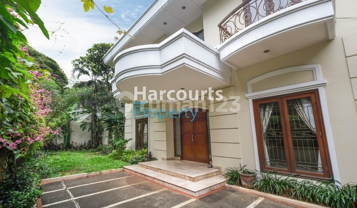 Disewakan Rumah Mewah Kawasan Elit Area Pondok Indah Deket Juga Dengan JIS Loh Bestie , Yuukkk Pindah Disini Dekat Sekolah Internasional Anakmu !! 