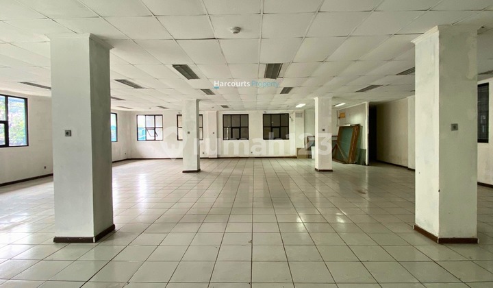 For Rent 5-Storey Building in Tedean Area Mampang, BossQue. Sure Not Interested in Moving Your Office Near SCBD and Senopati, BossQue? Come on, Build Your Money Machine Here, Boss!! 2