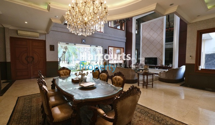 Dijual Rumah Klasik 2 Lantai Terawat Area Pondok Indah Nih Bossque Yuukk Bungkuss 