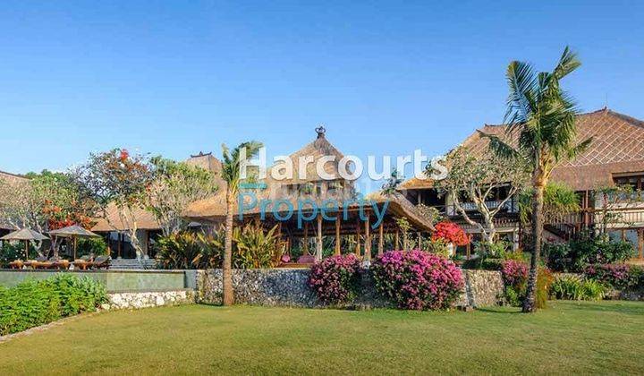 Villa With Magnificent Cliff Top Estate With 180° Ocean Views Area Bukit West Padang Padang Nih Buat Para Sultan !! 2