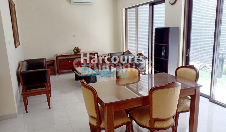 For Rent 2-Story Residential House in Blok M Area, Kebayoran Baru, Bro, It's Tough to Find Rental Houses in Blok M Area, Bro!! 2