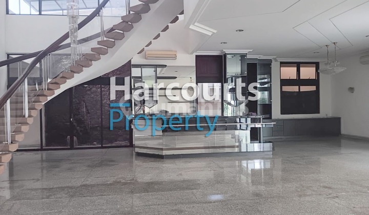 Disewakan Rumah 2 Lantai Area Permata Hijau Nih Bolo , Yakin Ga Mau Tinggal di Area Permata Hijau Dekat dengan Senayan Lohh !!