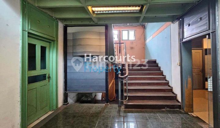 Dijual Mini Building Lama Area Antasari Nih , Yuukk Bangun Usaha Dan Kantormu Disini Boss Bikin Mesin Cuan !!  2