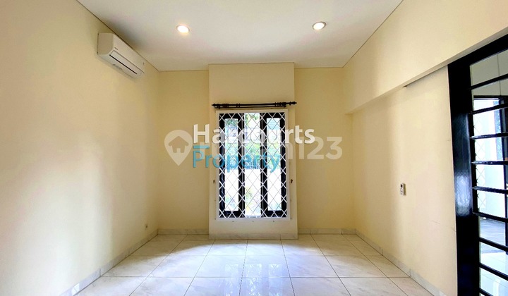 Disewakan Rumah Bagus dan Besar  Area Kebayoran Baru Nih Selangkah Menuju SCBD dan Senopati Area Loh BossQue !!  2