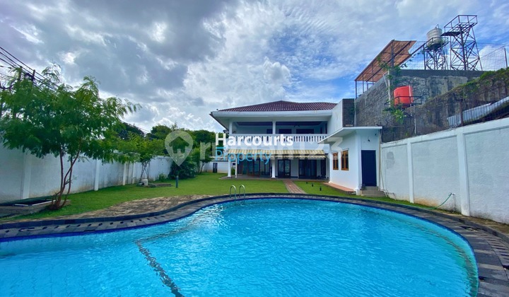 Disewakan Rumah Klasik 2 Lantai Area Kemang Nih Bossque , Cocok Buat Tempat Tinggal Dan Silent Office Disewakan Rumah Klasik 2 Lantai Area Kemang Nih Bossque , Cocok Buat Tempat Tinggal Dan Silent Office