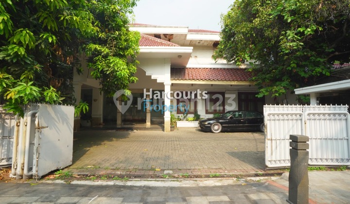 Dijual Rumah Lokasi Strategis Pinggir Jalan Area Menteng, Yakin Ga Mau Boss Jarang Ada Loh Ini BossQue Menteng Pinggir Jalan Area Komersil Lagi !!  2