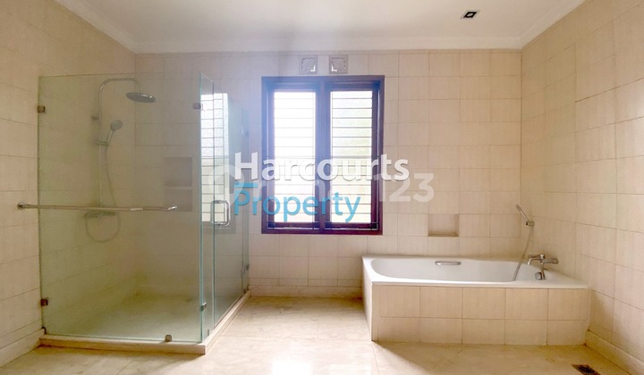 For Sale: Elite House in Kuningan, BossQue. Don't You Want to Own a House in the Office Area of Kuningan, South Jakarta!! 2