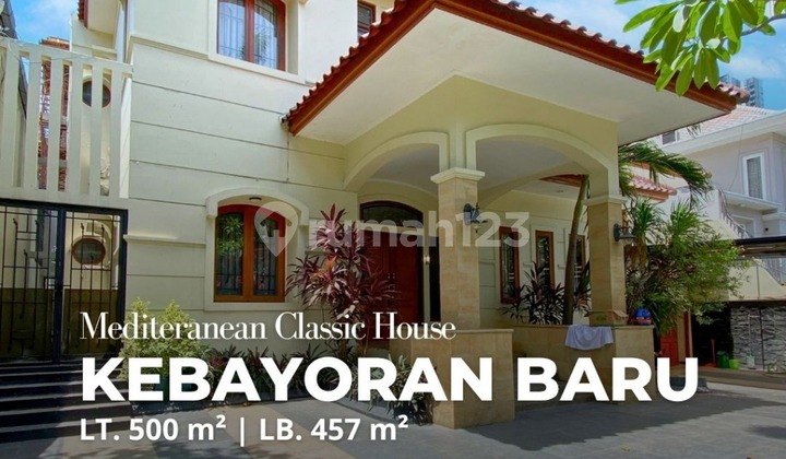 Di Jual MEDITERANEAN CLASSIC HOUSE KEBAYORAN BARU Loh Tepatnya di Area Elite Darmawangsa Loh Bolo Yuukk Bungkus Untuk Keluargamu BoLo !!