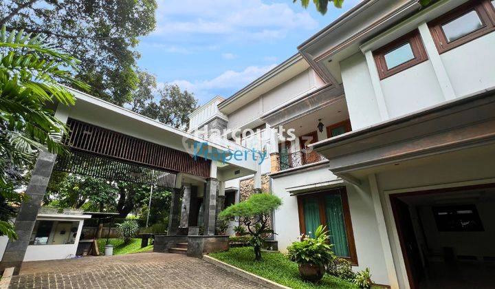 Disewakan dan Dijual Rumah Gaya Eropa Klasik Super Mewah Dan Luas di Kebayoran Baru 1