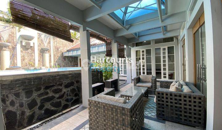 Rumah Menteng Konsep Villa harga BU 10