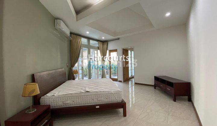 Rumah Menteng Konsep Villa harga BU 4