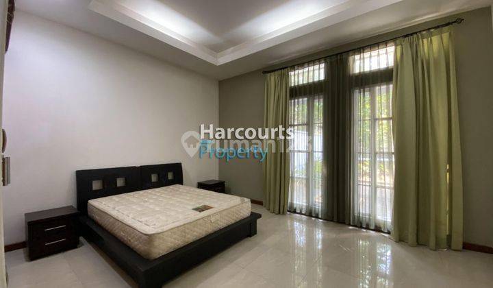 Rumah Menteng Konsep Villa harga BU 5