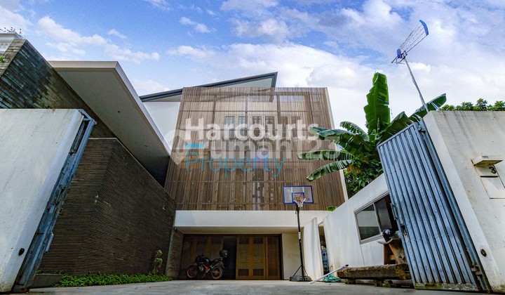 Dijual Rumah Hunian Artistik Kontemporer Modern Area Pakubuwono Kebayoran Baru Dijual Rumah Hunian Artistik Kontemporer Modern Area Pakubuwono Kebayoran Baru