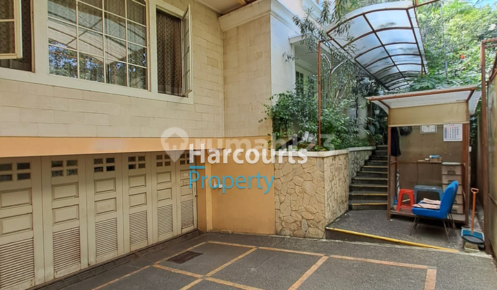 Dijual Rumah Lama 2 Lantai Lokasi Premium Area Jl. Denpasar Mega Kuningan Dijual Rumah Lama 2 Lantai Lokasi Premium Area Jl. Denpasar Mega Kuningan