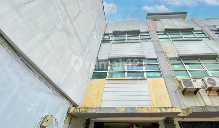 Dijual Ruko 3,5 Lantai Area Pulo Gadung