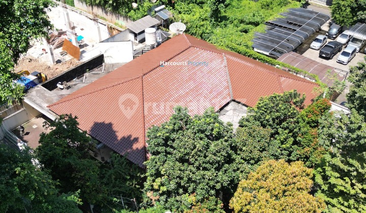 For Sale Classic Comfortable Residential House Ready for Renovation Area Jl. Karang Asem Mega Kuningan