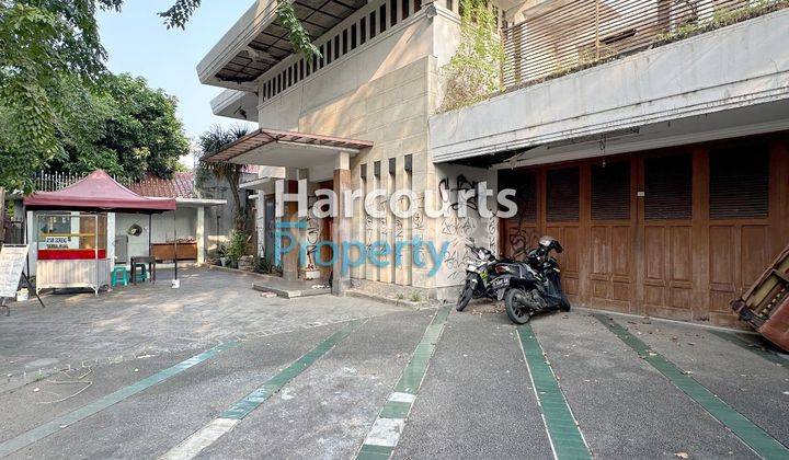 Rumah Lama Bisa Banget Di Bangun Ulang Untuk Perkantoran Lokasi Dekat Grand Indonesia dan Stasiun MRT 1