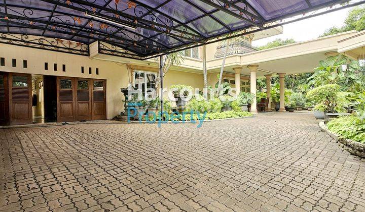 Dijual Rumah European Classic Style Area Tirtayasa Kebayoran Baru 1