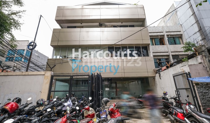 Dijual Gedung Kantor Strategis Area Jl. Wahid Hasyim Menteng
