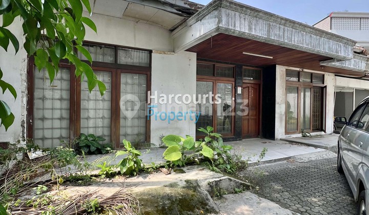 Old House for Sale in Jl. Empu Sendok Area, Kebayoran Baru 2
