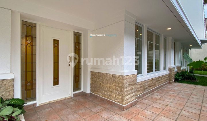 Disewakan Rumah American Style Classic Area Selong Kebayoran Baru  2