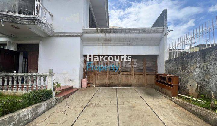 Dijual Rumah Klasik Posisi Hook Area Permata Hijau 2