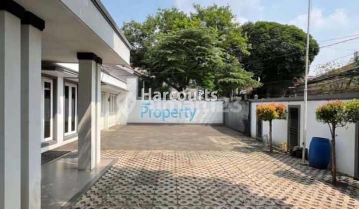 Dijual Rumah Modern Area Bangka 2