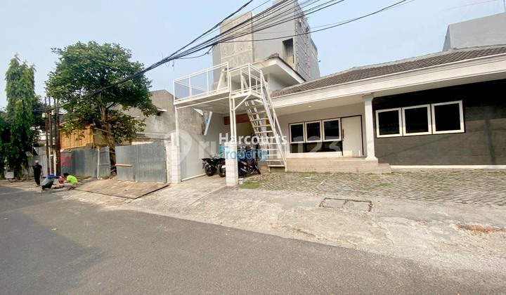 Disewakan Rumah bisa untuk Hunian/Silent Office Area Jl. Cibitung Kebayoran Baru Disewakan Rumah bisa untuk Hunian/Silent Office Area Jl. Cibitung Kebayoran Baru